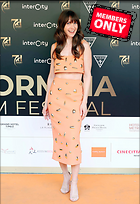 Celebrity Photo: Alison Brie
2813x4096 2.9 mb
Viewed 1 time
@BestEyeCandy.com