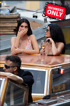 Celebrity Photo: Kylie Jenner
2667x4000 1.6 mb
Viewed 1 time
@BestEyeCandy.com