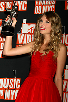 Celebrity Photo: Taylor Swift
2336x3504 559 kb
Viewed 4 times
@BestEyeCandy.com