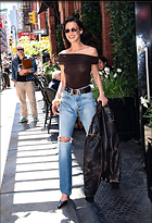 Celebrity Photo: Bella Hadid
682x1000 161 kb
Viewed 8 times
@BestEyeCandy.com