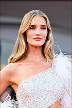 Celebrity Photo: Rosie Huntington-Whiteley
1200x1800   298 kb
Viewed 12 times
@BestEyeCandy.com