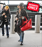 Celebrity Photo: Halle Berry
3121x3500 2.8 mb
Viewed 0 times
@BestEyeCandy.com