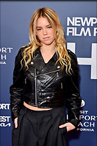 Celebrity Photo: Milly Alcock
1200x1800 318 kb
Viewed 8 times
@BestEyeCandy.com