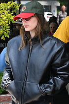 Hailey Baldwin leggy Justin Bieber and Hailey were spotted enjoying a casual breakfast at Beverly Glen Deli 14 04 2025 x189 adds CelebCorner
89 Photos
Photoset #699168
@BestEyeCandy.com