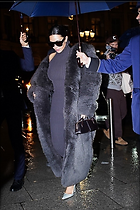 Celebrity Photo: Kimberly Kardashian
621x932 370 kb
Viewed 3 times
@BestEyeCandy.com