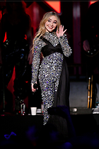 Celebrity Photo: Sabrina Carpenter
1366x2048   922 kb
Viewed 8 times
@BestEyeCandy.com