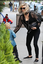 Celebrity Photo: Stacy Ferguson
2134x3200 900 kb
Viewed 9 times
@BestEyeCandy.com