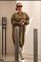 Celebrity Photo: Rihanna
1000x1500 144 kb
Viewed 11 times
@BestEyeCandy.com