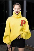 Barbara Palvin at Philosophy Di Lorenzo Serafini Fashion Show in Milan 09-25-2021
816x1224 442 kb
Viewed 8 times
@BestEyeCandy.com