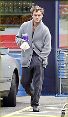 Celebrity Photo: Jude Law
706x1222 248 kb
Viewed 2 times
@BestEyeCandy.com