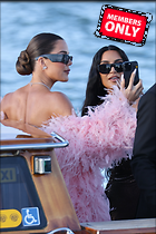 Celebrity Photo: Kimberly Kardashian
2333x3500 2.4 mb
Viewed 1 time
@BestEyeCandy.com