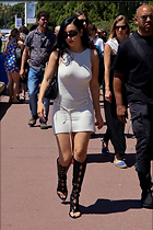 Celebrity Photo: Charli XCX
734x1101 439 kb
Viewed 17 times
@BestEyeCandy.com