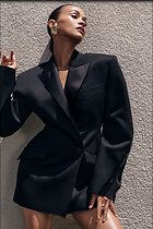 Celebrity Photo: Zoe Saldana
1280x1920 481 kb
Viewed 6 times
@BestEyeCandy.com