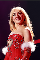 Celebrity Photo: Sabrina Carpenter
1280x1920   249 kb
Viewed 8 times
@BestEyeCandy.com
