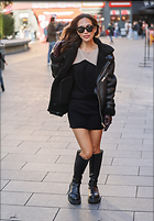 Celebrity Photo: Myleene Klass
1605x2299 1.5 mb
Viewed 8 times
@BestEyeCandy.com