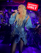 Celebrity Photo: Gwen Stefani
1724x2264 1.8 mb
Viewed 0 times
@BestEyeCandy.com