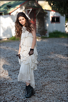 Celebrity Photo: Victoria Justice
733x1100 667 kb
Viewed 7 times
@BestEyeCandy.com