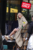 Celebrity Photo: Elsa Hosk
1620x2430 1.9 mb
Viewed 1 time
@BestEyeCandy.com