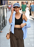 Celebrity Photo: Myleene Klass
1326x1800 839 kb
Viewed 8 times
@BestEyeCandy.com