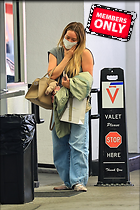 Celebrity Photo: Hilary Duff
2200x3300 2.6 mb
Viewed 0 times
@BestEyeCandy.com