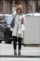 Celebrity Photo: Lori Loughlin
1135x1703 673 kb
Viewed 2 times
@BestEyeCandy.com