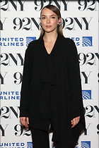 Celebrity Photo: Jodie Comer
1280x1920 210 kb
Viewed 8 times
@BestEyeCandy.com