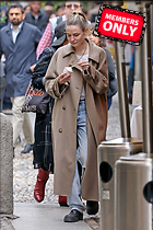 Celebrity Photo: Rebecca Ferguson
2333x3500 3.6 mb
Viewed 0 times
@BestEyeCandy.com