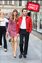 Celebrity Photo: Alison Brie
1797x2696 1.7 mb
Viewed 0 times
@BestEyeCandy.com