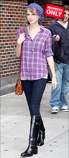 Celebrity Photo: Taylor Swift
2500x5671 1.9 mb
Viewed 2 times
@BestEyeCandy.com