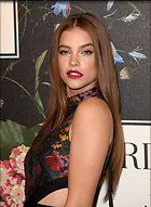 Barbara Palvin – Erdem x HM Launch Event in Los Angeles 10.18..20.2017
800x1091 138 kb
Viewed 10 times
@BestEyeCandy.com