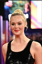 Celebrity Photo: Elle Fanning
1366x2048 977 kb
Viewed 6 times
@BestEyeCandy.com