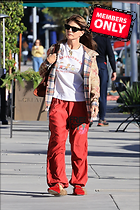 Celebrity Photo: Lori Loughlin
1644x2467 1.6 mb
Viewed 0 times
@BestEyeCandy.com