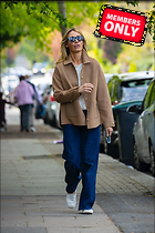 Celebrity Photo: Cat Deeley
2333x3500 3.7 mb
Viewed 0 times
@BestEyeCandy.com