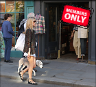 Celebrity Photo: Kate Moss
3000x2726 2.4 mb
Viewed 0 times
@BestEyeCandy.com