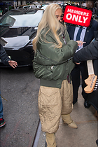 Celebrity Photo: Gwen Stefani
1414x2121 1.5 mb
Viewed 0 times
@BestEyeCandy.com