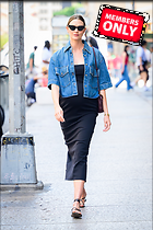 Celebrity Photo: Karlie Kloss
2333x3500 2.6 mb
Viewed 1 time
@BestEyeCandy.com
