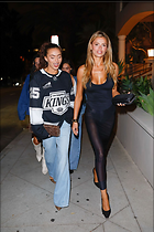 Brooks Nader arrives at San Vicente Bungalows in West
1280x1919 278 kb
Viewed 6 times
@BestEyeCandy.com