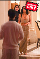 Celebrity Photo: Kimberly Kardashian
2200x3224 2.0 mb
Viewed 0 times
@BestEyeCandy.com