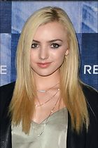 Celebrity Photo: Peyton Roi List
2100x3150 606 kb
Viewed 4 times
@BestEyeCandy.com