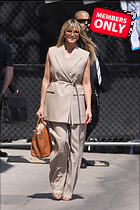 Celebrity Photo: Heidi Klum
2333x3499 2.4 mb
Viewed 1 time
@BestEyeCandy.com