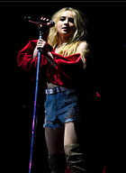 Celebrity Photo: Sabrina Carpenter
2823x3881 428 kb
Viewed 8 times
@BestEyeCandy.com