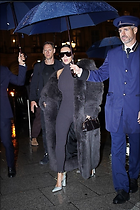 Celebrity Photo: Kimberly Kardashian
681x1021 399 kb
Viewed 8 times
@BestEyeCandy.com