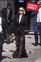 Celebrity Photo: Charlize Theron
2333x3499 2.4 mb
Viewed 0 times
@BestEyeCandy.com