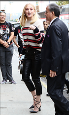 Celebrity Photo: Sophie Turner
2423x4000 841 kb
Viewed 2 times
@BestEyeCandy.com