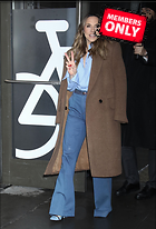 Celebrity Photo: Melanie Chisholm
2378x3500 1.9 mb
Viewed 0 times
@BestEyeCandy.com