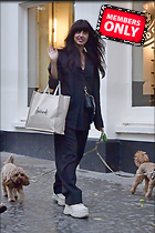 Jameela Jamil in a Dark Suit Jacket and Matching Trousers and Holding Her Harrods Bag Out in London 08-15-2024
2200x3295 2.6 mb
Viewed 1 time
@BestEyeCandy.com