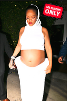 Celebrity Photo: Rihanna
2333x3499 2.5 mb
Viewed 1 time
@BestEyeCandy.com