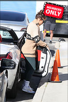 Celebrity Photo: Jennifer Lopez
1958x2937 2.1 mb
Viewed 0 times
@BestEyeCandy.com