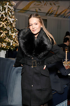 Kelli Berglund at Marciano by GUESS Holiday Party in Beverly Hills 12-03-2024
1366x2048 814 kb
Viewed 7 times
@BestEyeCandy.com
