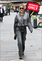 Celebrity Photo: Ashley Roberts
2200x3173 1.9 mb
Viewed 0 times
@BestEyeCandy.com